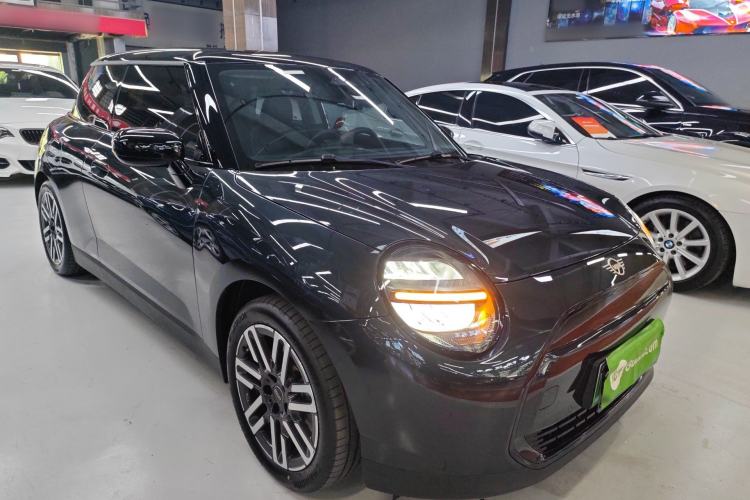 Used MINI Electric COOPER 2025 456km COOPER E Classic Style
