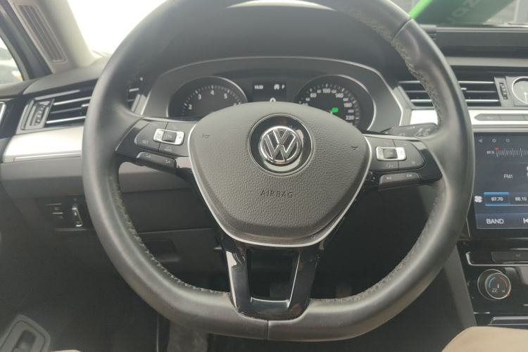 Used Volkswagen Magotan 2018 330TSI DSG Advanced Model