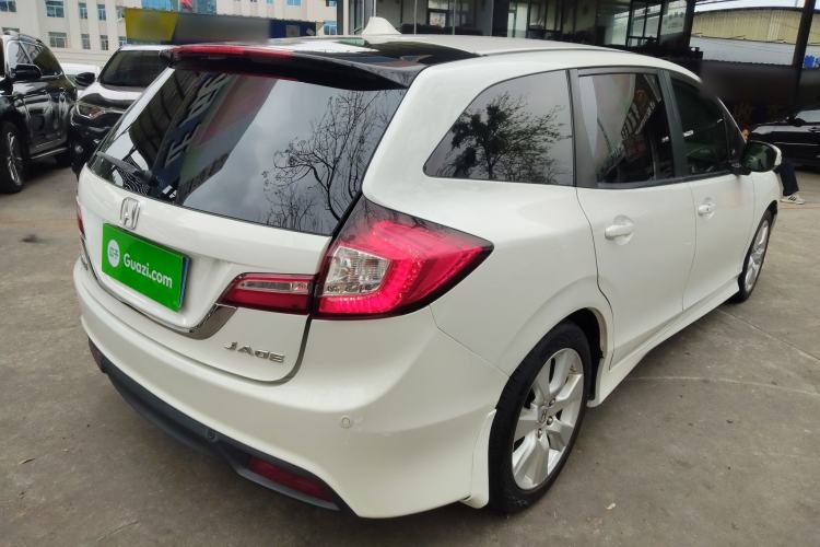 Used Honda Jade 2016 1.8L Automatic Comfort Elite Version 5 Seats
