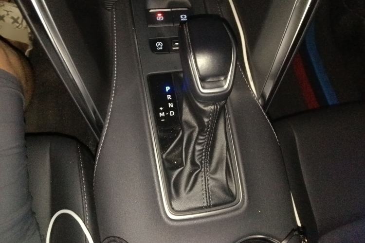 Used Toyota Venza 2023 2.0L CVT Two-Wheel Drive Luxury Edition
