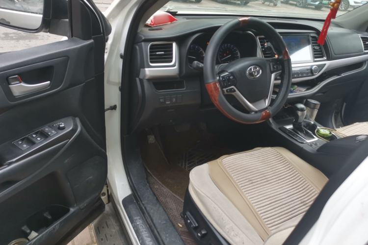 Used Toyota Highlander 2017 2.0T Four-Wheel Drive Luxury Edition 7 Seats Driver Seat