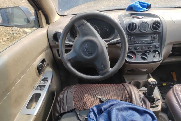 Used Wuling Hongguang 2014 1.5L Standard Version Steering Wheel