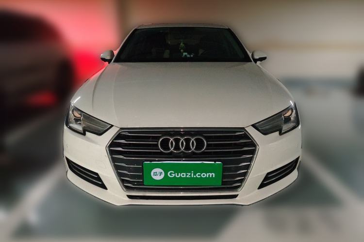 Used Audi A4L 2018 30th Anniversary Edition 40 TFSI Trendy Model
