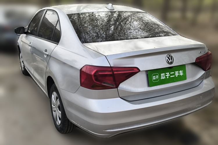 Used Volkswagen Jetta 2017 1.5L Manual Fashion Edition
