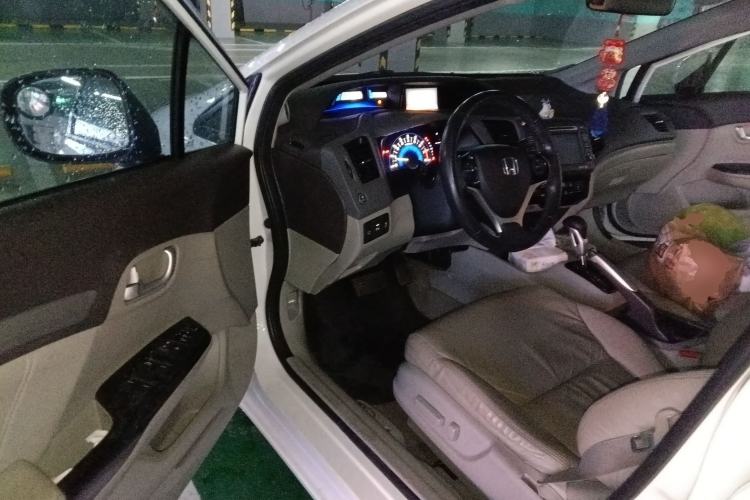 Used Honda Civic 2013 10th Anniversary 1.8L Automatic Luxury Edition
