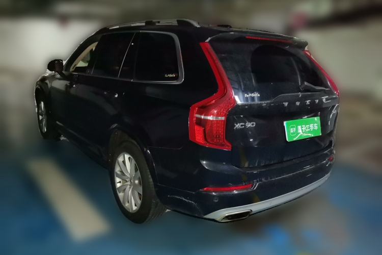 Used Volvo XC90  Rear Left 45 Deg