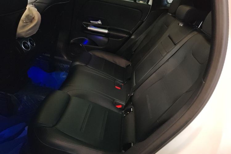 Used Mercedes-Benz GLA 2020 GLA 200 4MATIC Left Rear Seat