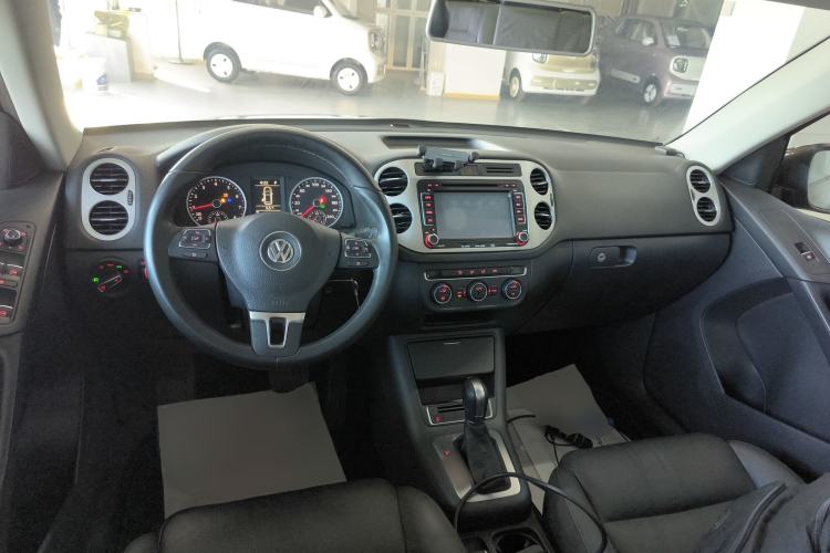 Used Volkswagen Tiguan L 2016 300TSI Automatic Two-Wheel Drive Comfort Edition
