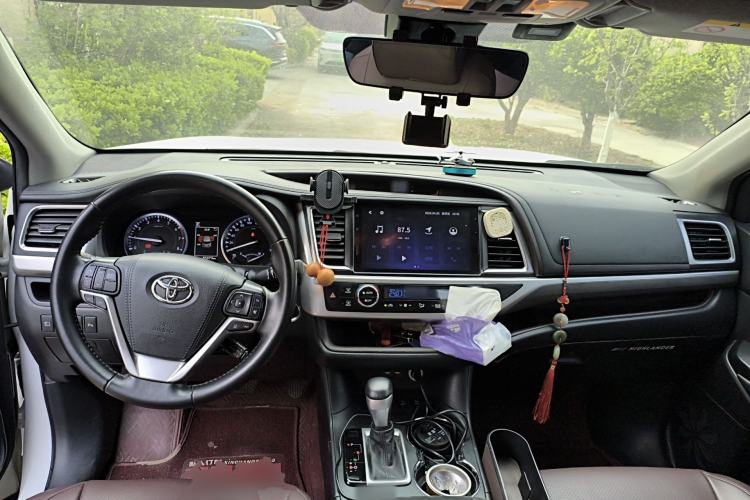 Used Toyota Highlander 2021 2.0T Four-Wheel Drive Prestige Version 7 Seats Center Console