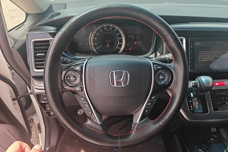 Used Honda Elysion 2016 2.4L Luxury Edition

