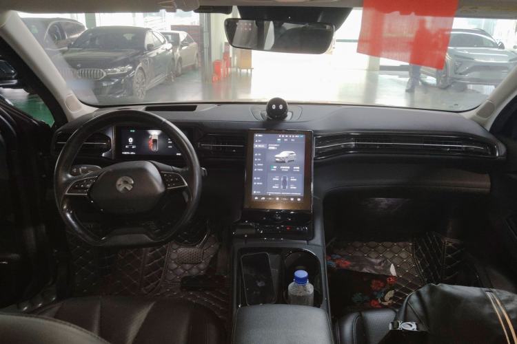 Used Nio ES8 2018 355 km Base Version 7-Seater Edition Center Console