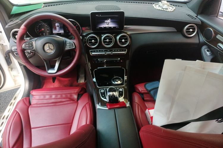 Used Mercedes-Benz GLC 2019 Facelift GLC 260 L 4MATIC Luxury Model