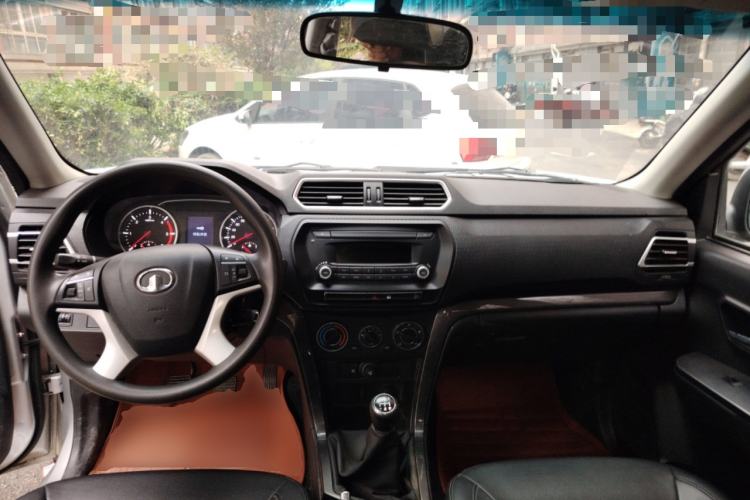 Used Great Wall Wingle 5 2017 2.0T European Version Diesel Two-Wheel Drive Advanced Large Double-Cab GW4D20E