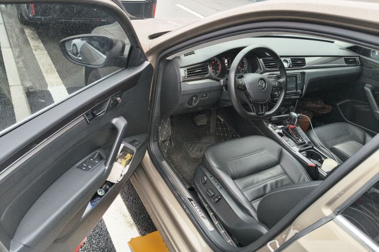 Used Volkswagen Passat 2017 330TSI DSG Prestige Edition