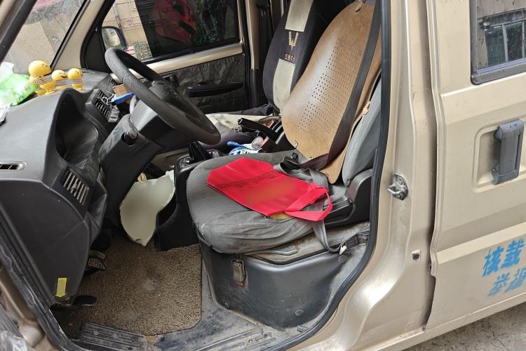 Used Wuling Rongguang 2014 1.2L S Base Model Left Front Seat