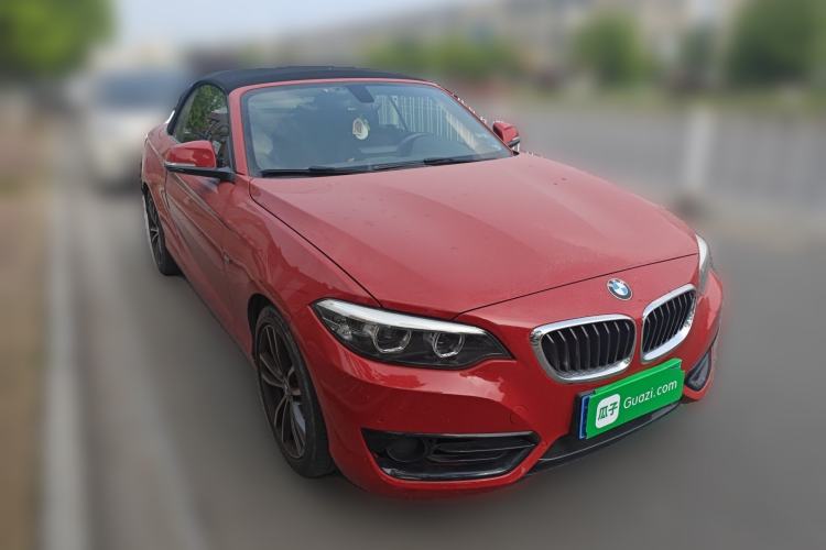 Used BMW 2 Series 2018 220i Convertible Coupe Sports Design Package Front Right 45 Deg