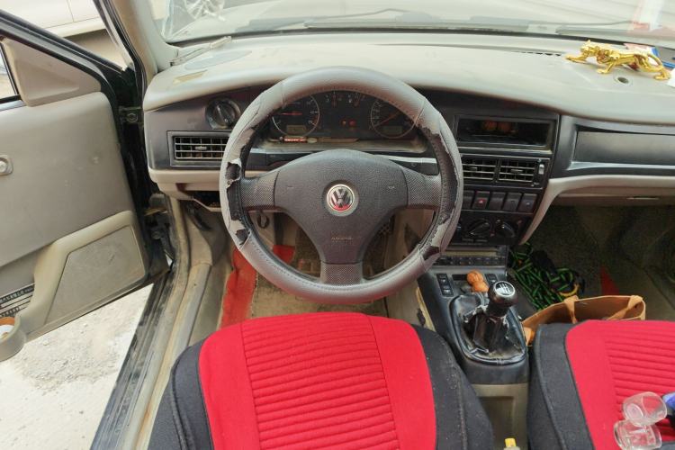 Used Volkswagen Santana Vista 2008 1.8L Manual Sishang Model Steering Wheel