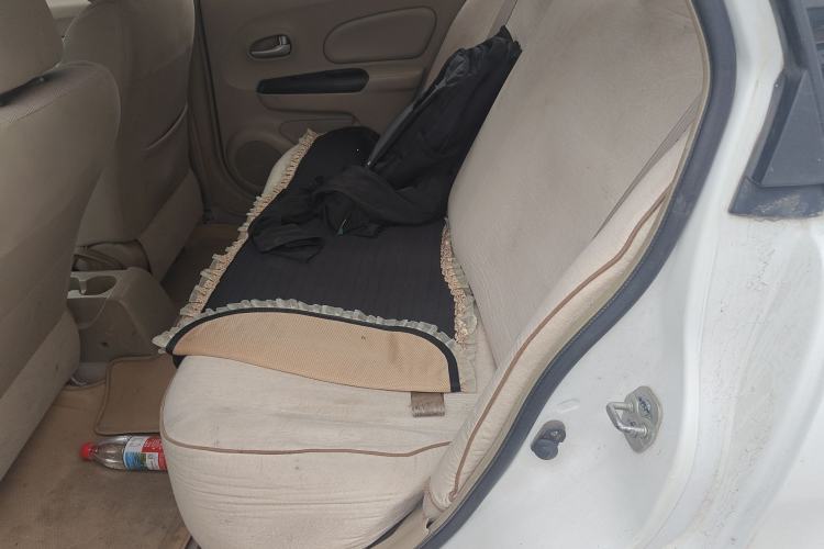 Used Venucia D50 2012 1.6L Manual Comfort Edition