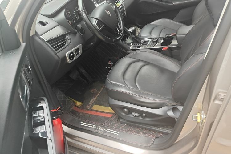 Used BORGWARD BX5 2017 20TGDI Automatic Two-Wheel Drive Pioneer Edition