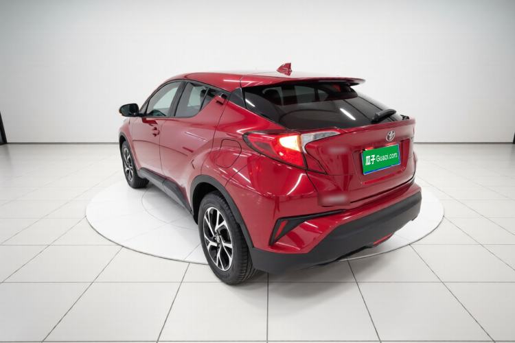 Used Toyota C-HR 2020 2.0L Leading Edition Exterior 2