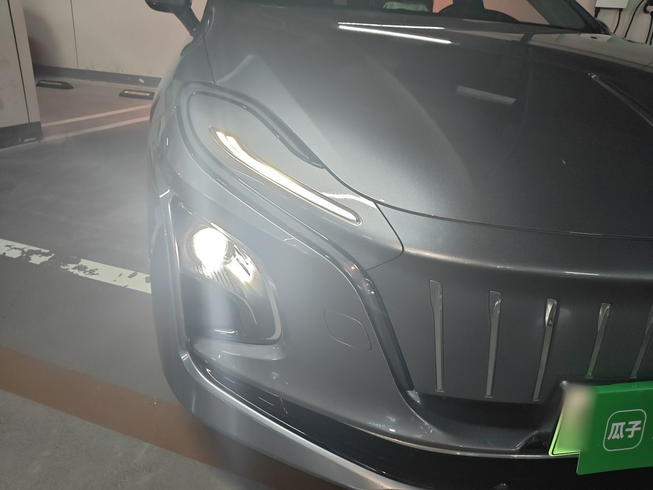 Hongqi E-QM5 2023 620km PLUS — снимка 7