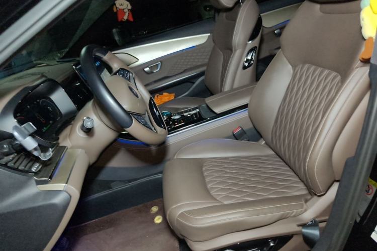Used BYD Han 2023 EV Champion Edition 605KM Front-Drive Premium Model