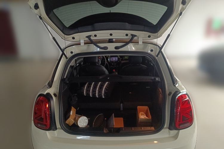 Used MINI 2020 2.0T COOPER S Perfect Match Limited Edition Trunk