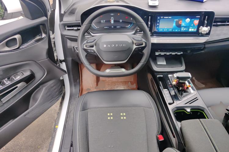 Used Baojun RM-5 2019 1.5L CVT Elite Version with 24-hour Online Service 6 Seats