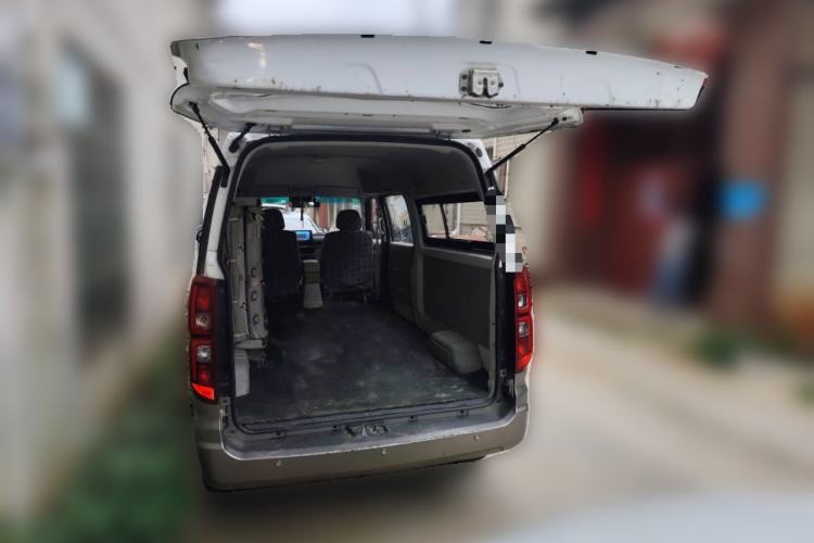 Used Jinbei New Hiace S 2021 1.5L Business-Class Central Air-Conditioned Coach China VI Standard SWC15M
