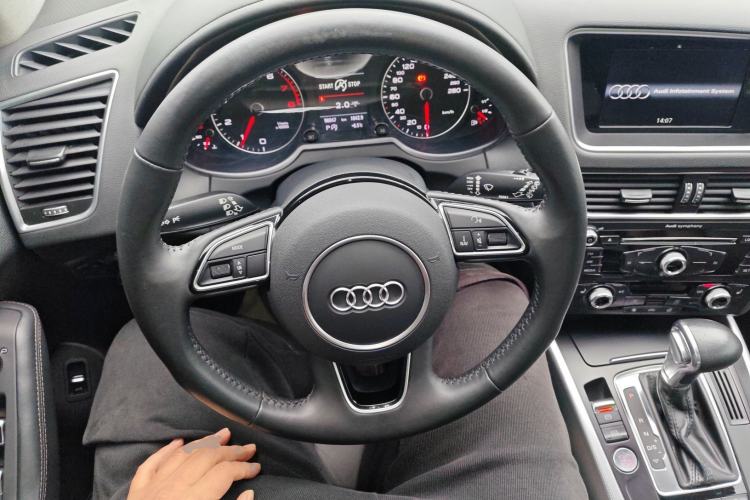 Used Audi Q5 2018 Collector's Edition 40 TFSI Technology Model