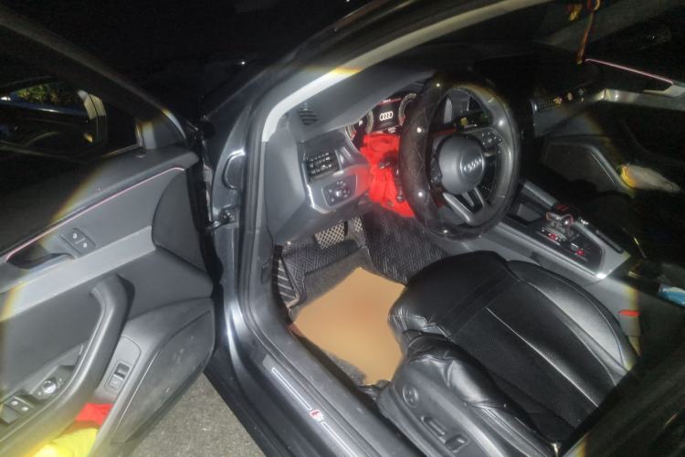 Used Audi A4L 2020 40 TFSI Luxury Dynamic Model
