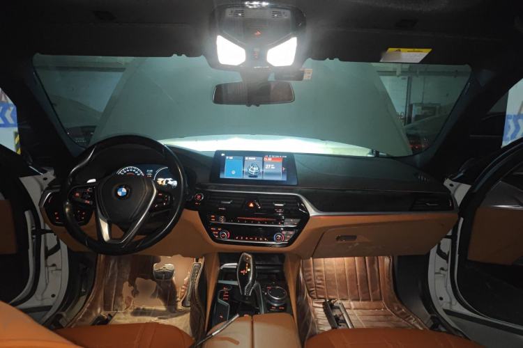 Used BMW 5 Series 2018 530Li Leading Model M Sport Package