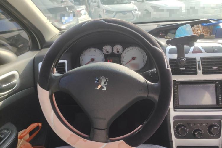 Used Peugeot 307 2012 Hatchback 1.6L Manual Comfort Edition