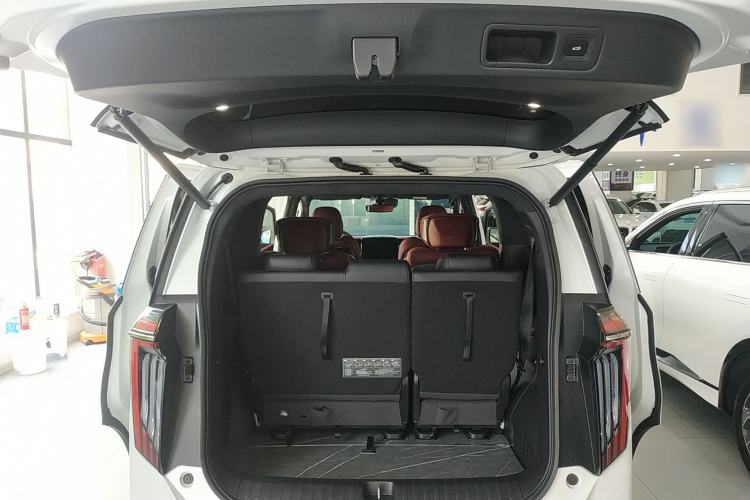 Used GAC Trumpchi M8 2024 Zongshi Series 400T Ultimate Edition Trunk