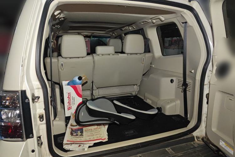 Used Mitsubishi Pajero 2018 V97 3.8L 5-Door GLS Sunroof Dual Differential – Middle East
