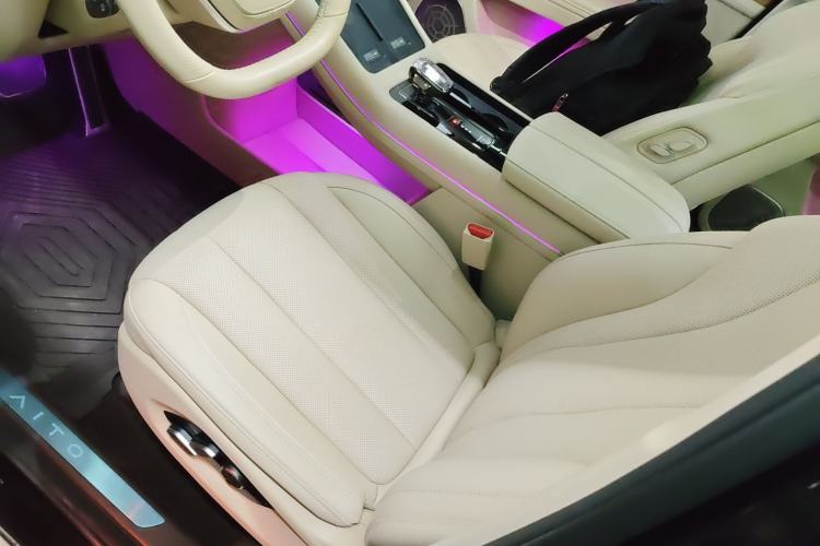 Used Hima AITO M7 2024 1.5T Intelligent Driving Rear-Drive Max Edition 5 Seats Left Front Seat