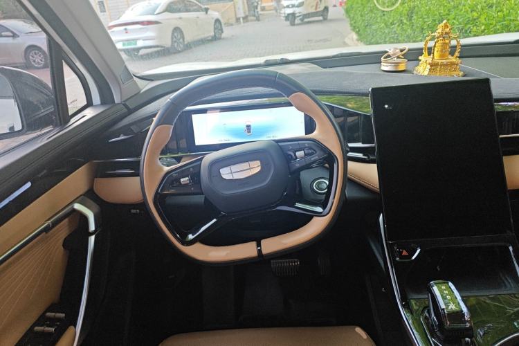 Used Geely Auto FX11 2023 1.5TD DCT Prestige Edition
