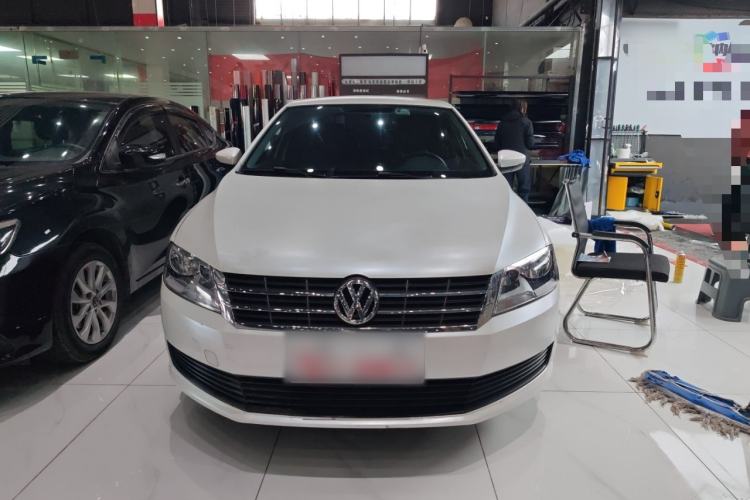 Used Volkswagen Lavida 2013 Revised Classic 1.6L Automatic Fashion Edition
