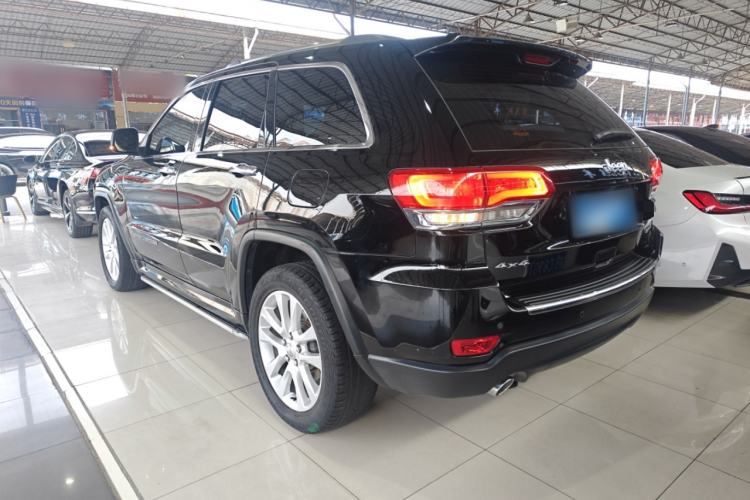 Used Jeep Grand Cherokee (Import) 2016 3.0L Comfort Navigation Edition