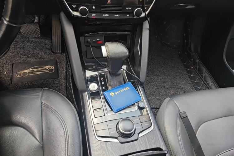 Used BORGWARD BX7 2016 28T Two-Wheel Drive Luxury Version 5 Seats