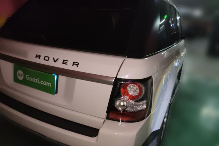 Used Land Rover Range Sport 2013 3.0 TDV6 Diesel Edition Rear Right 45 Deg