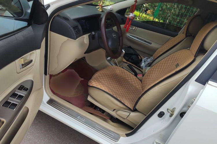 Used BYD F3 2013 Energy-Saving Edition 1.5L Manual Standard Model