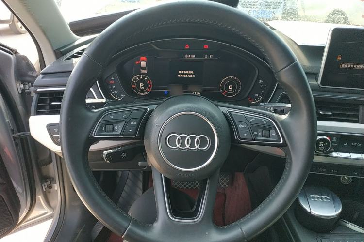 Used Audi A4L 2018 30th Anniversary Edition 40 TFSI Fashion Model