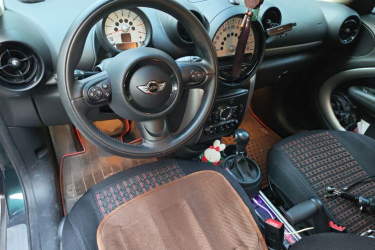 Used MINI Countryman 2011 1.6L COOPER Fun Center Console