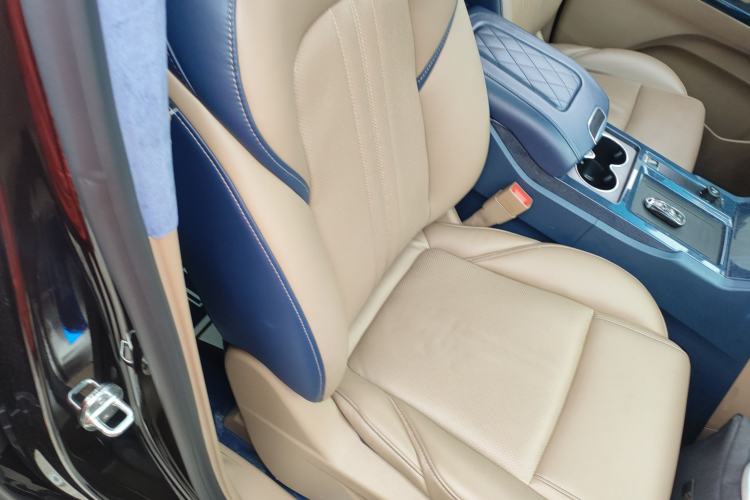 Used Buick GL8 2021 ES Land Cruiser 653T Luxury Edition