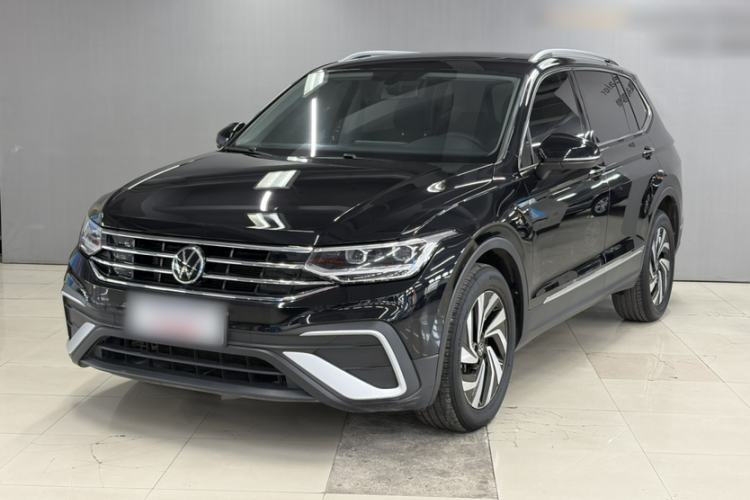 Used Volkswagen Tiguan L 2023 Revised Version 330TSI Automatic Two-Wheel Drive Smart Enjoyment Edition