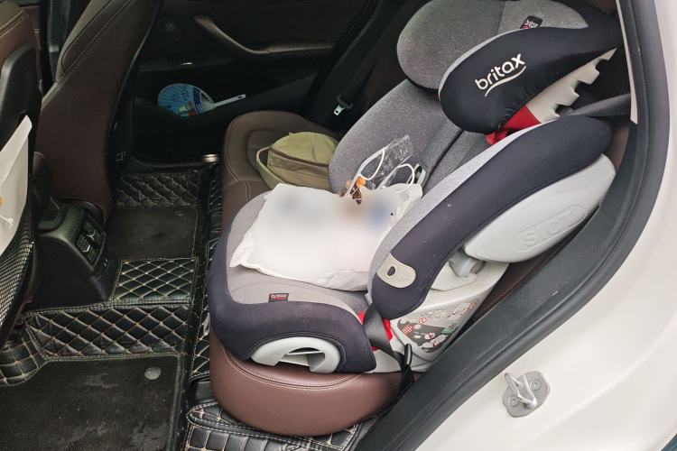 Used BMW X1 2022 Updated xDrive25Li Premium Edition Left Rear Seat