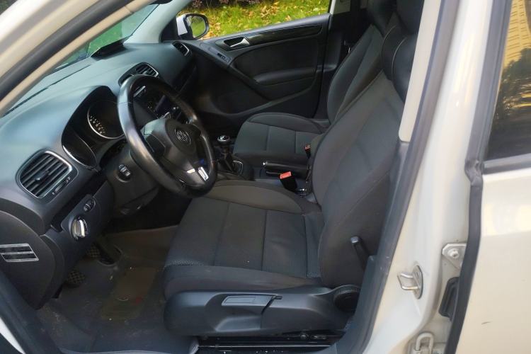 Used Volkswagen Golf 2012 1.6 Manual Comfort Edition
