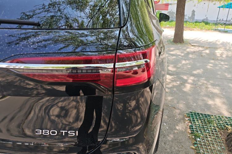 Used Volkswagen Viloran 2023 Revised Version 380TSI Luxury Edition
