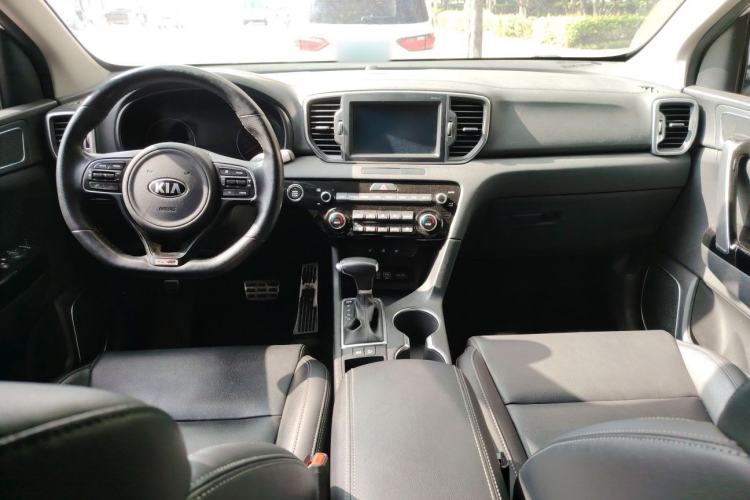 Used Kia KX5 2016 1.6T Automatic Two-Wheel Drive Premium Audio And AC Panel